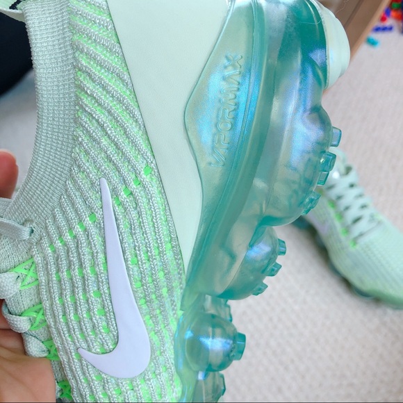 Nike air Vapormax flyknit - Picture 6 of 16